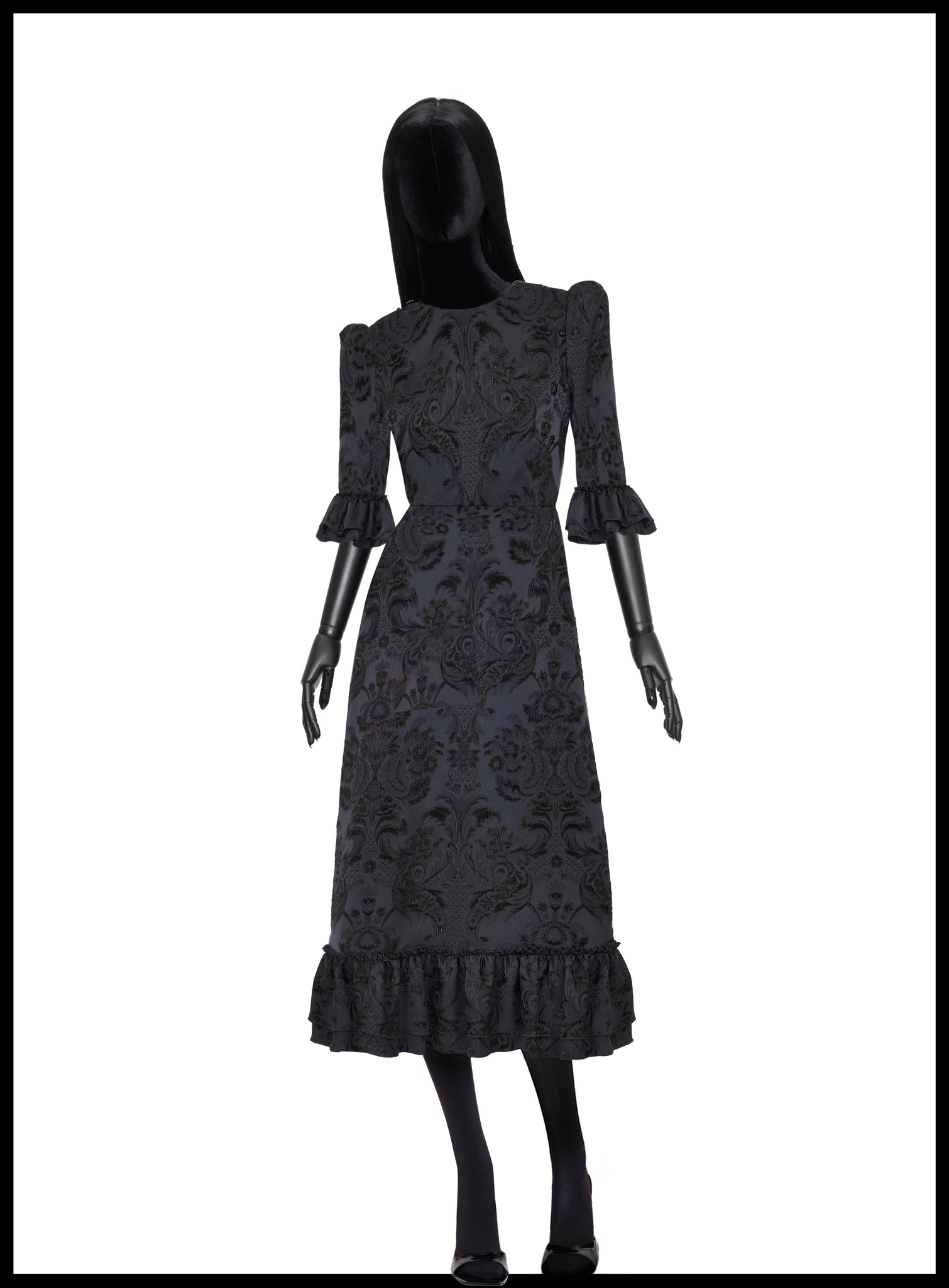 Pin by hala 🦋 on تصاميم | Fashion drawing dresses, Fashion illustration  dresses, Dress design sketches